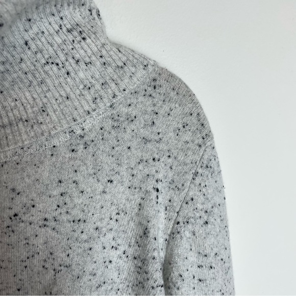 PURE Collection Cashmere Gray Speckled Turtleneck Size 6 - Picture 2 of 9